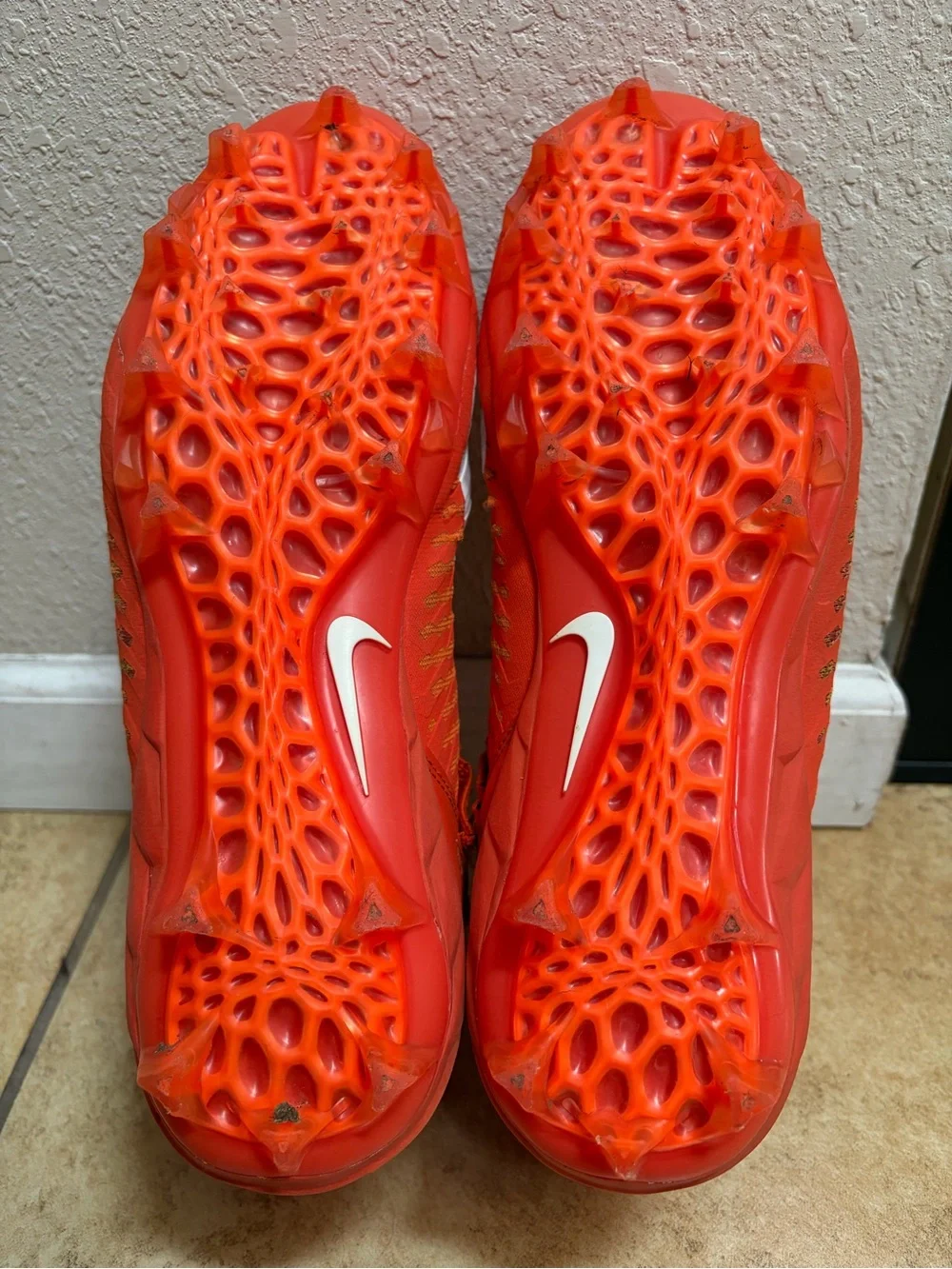 Nike Alpha Pro 2.0 Football Cleats